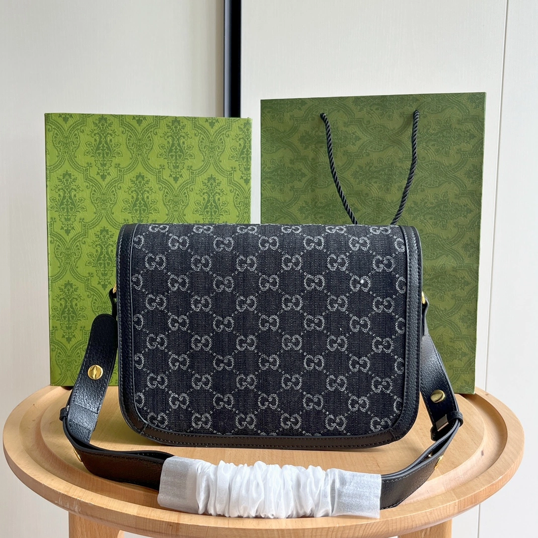 Sleek 2041 Gucci AAA Quality Shoulder Bags For Women