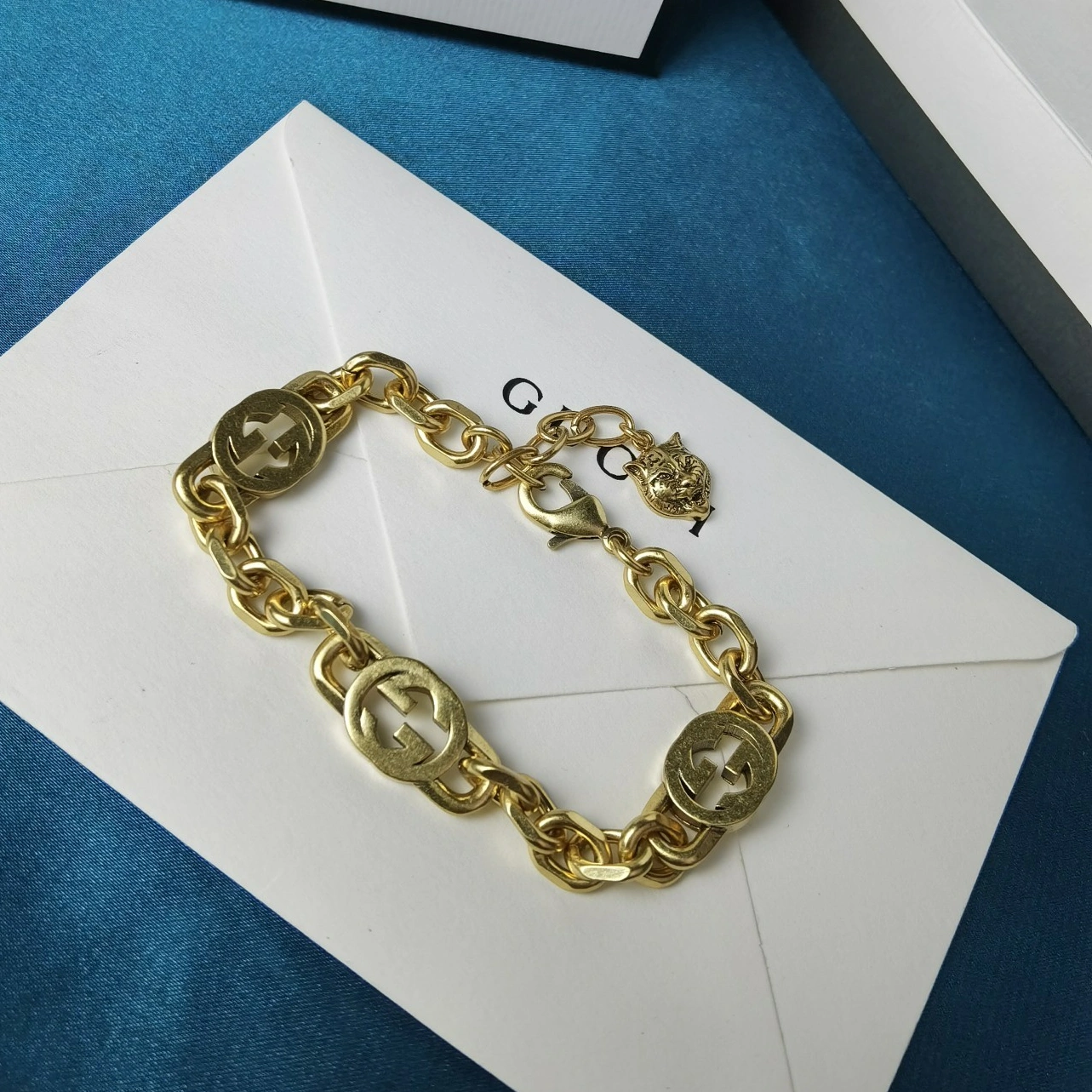 Sleek 2073 Gucci Bracelet