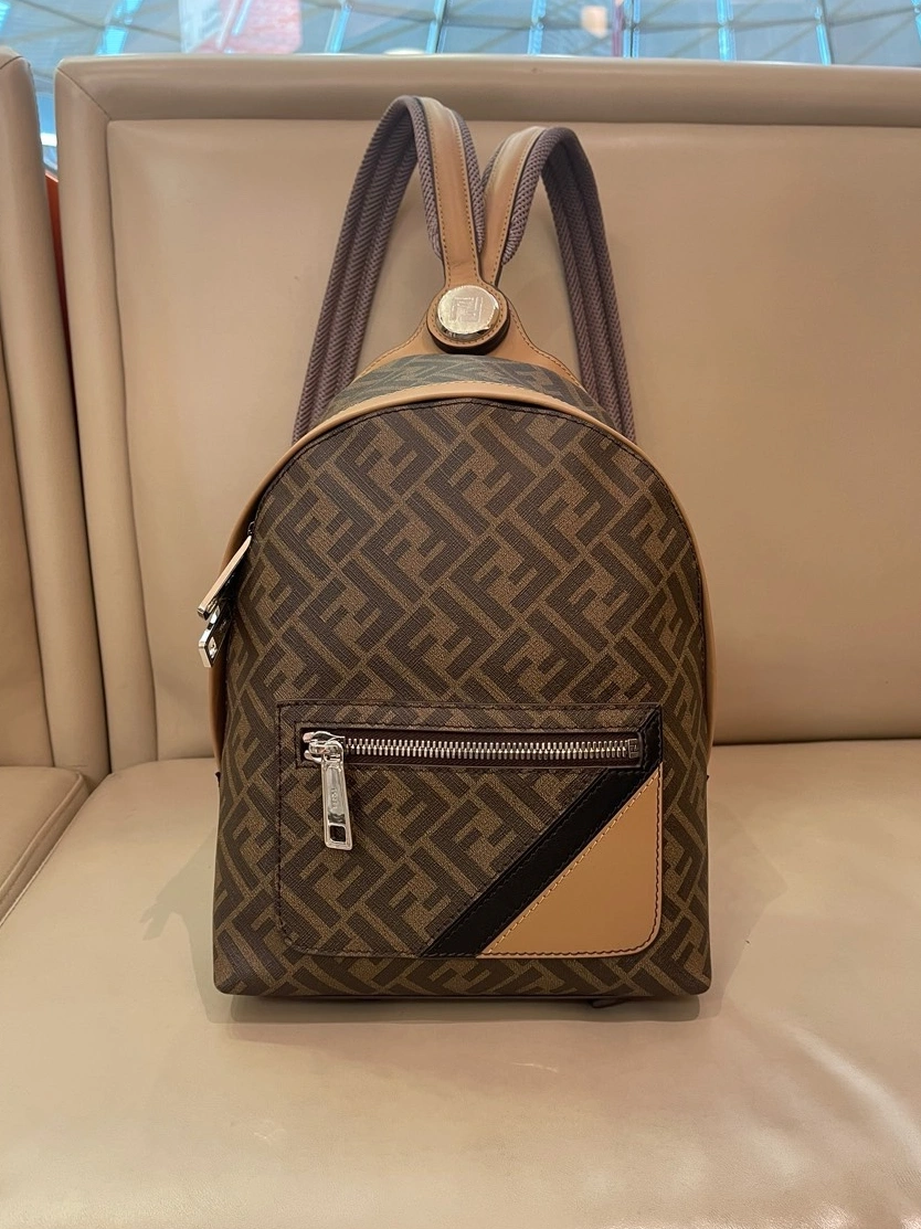 Sleek 2129 Fendi AAA Quality Backpacks For Unisex