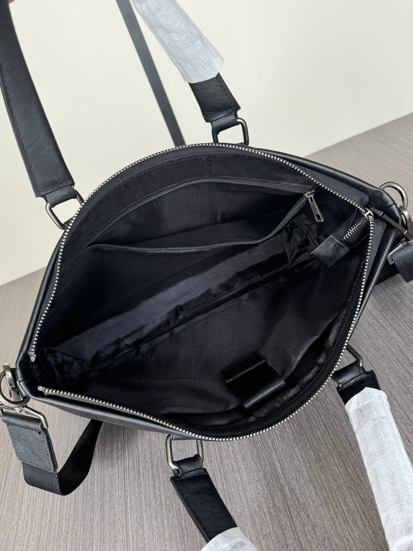 Sleek 2130 Prada AAA Man Handbags