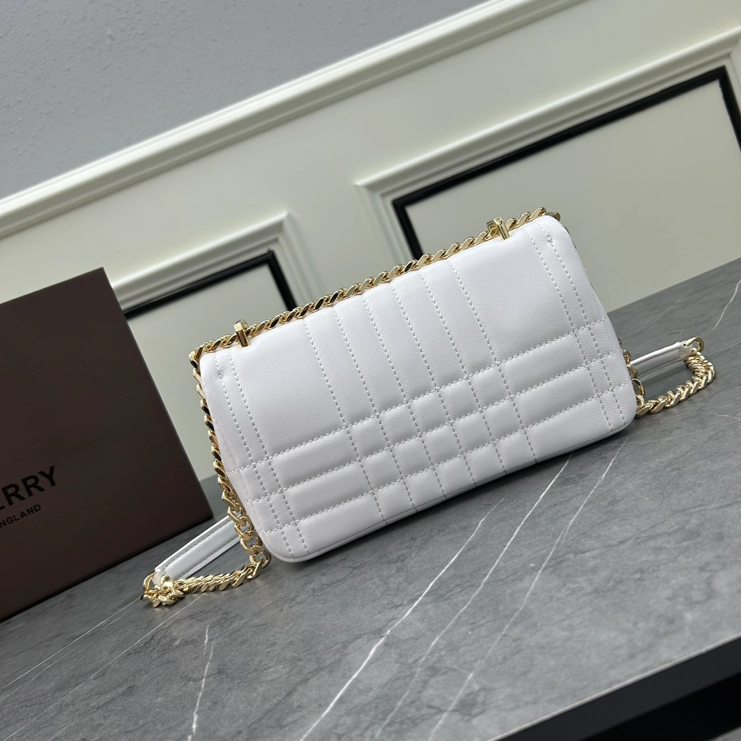 Sleek 2260 Burberry AAA Quality Messenger Bags For Women