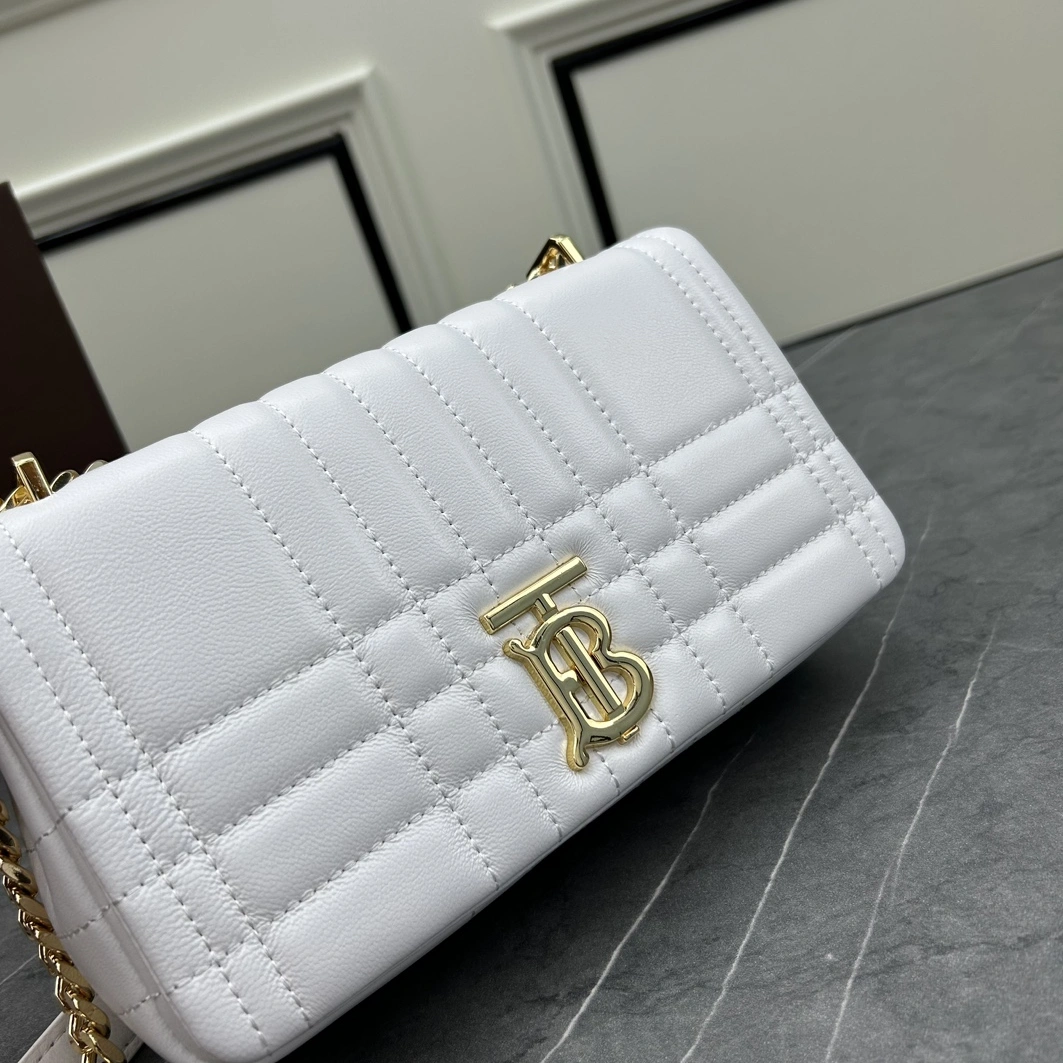 Sleek 2260 Burberry AAA Quality Messenger Bags For Women