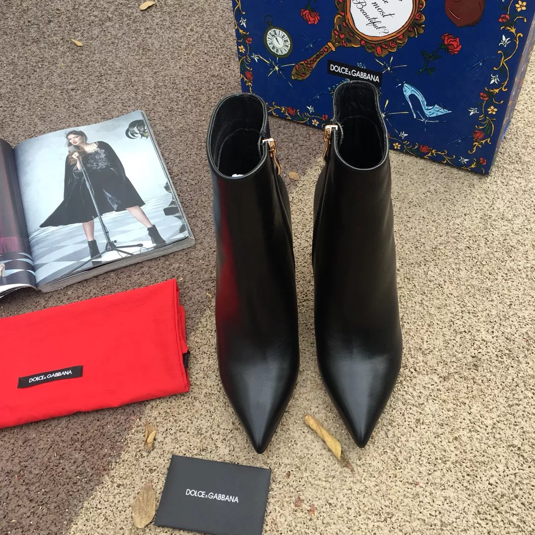 Sleek 233 Dolce & Gabbana D&G Boots For Women