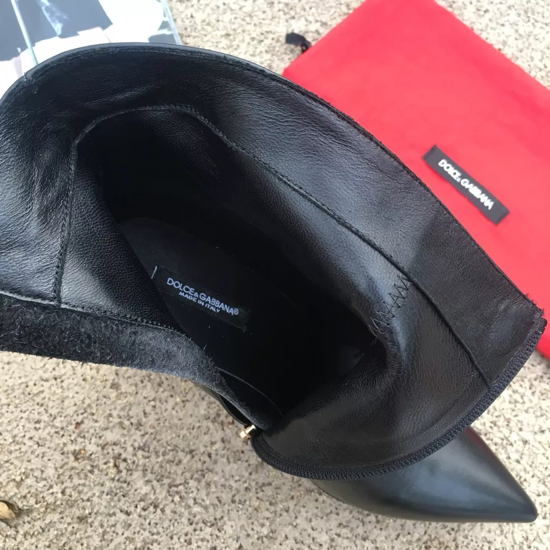 Sleek 233 Dolce & Gabbana D&G Boots For Women
