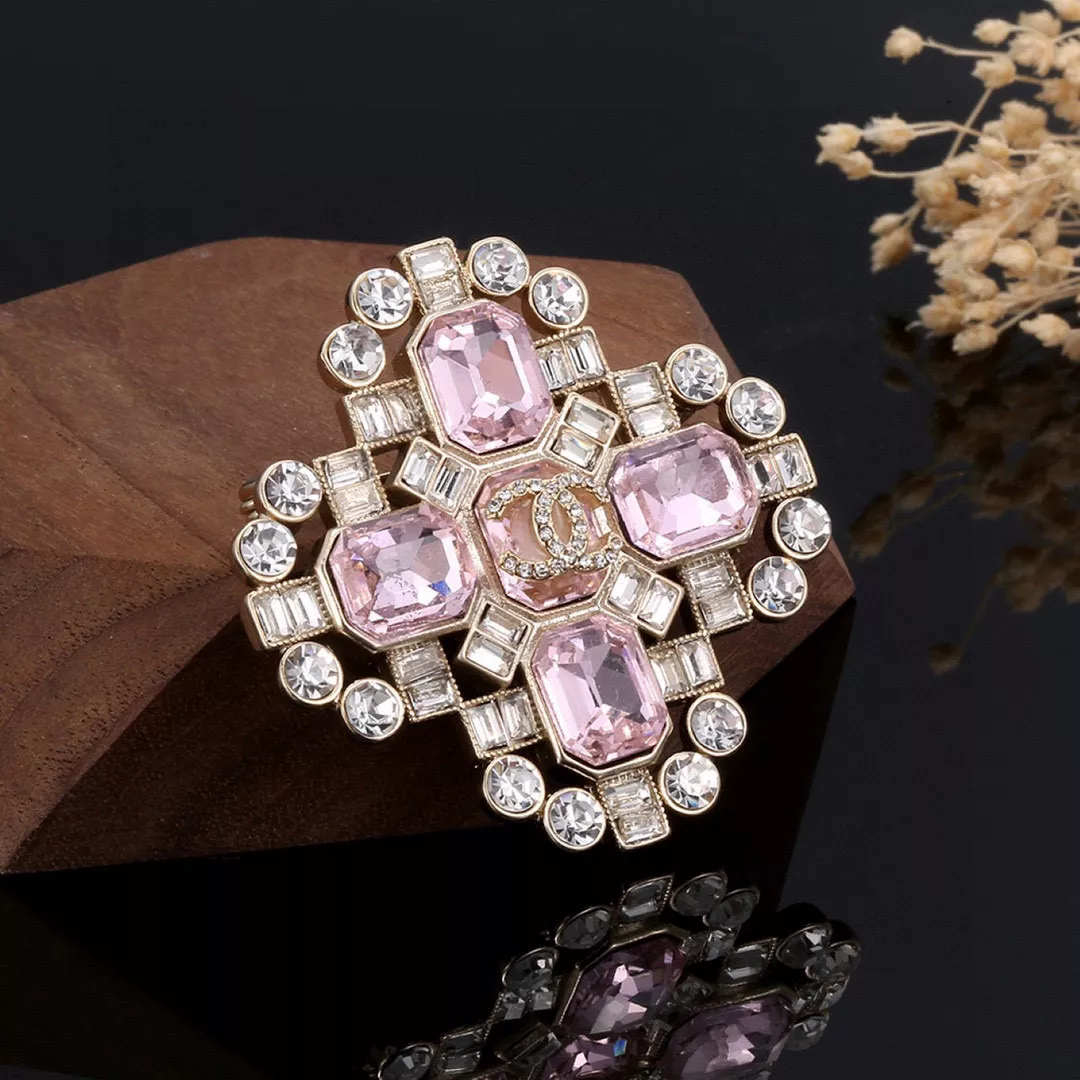 Sleek 2415 Chanel Brooches For Women