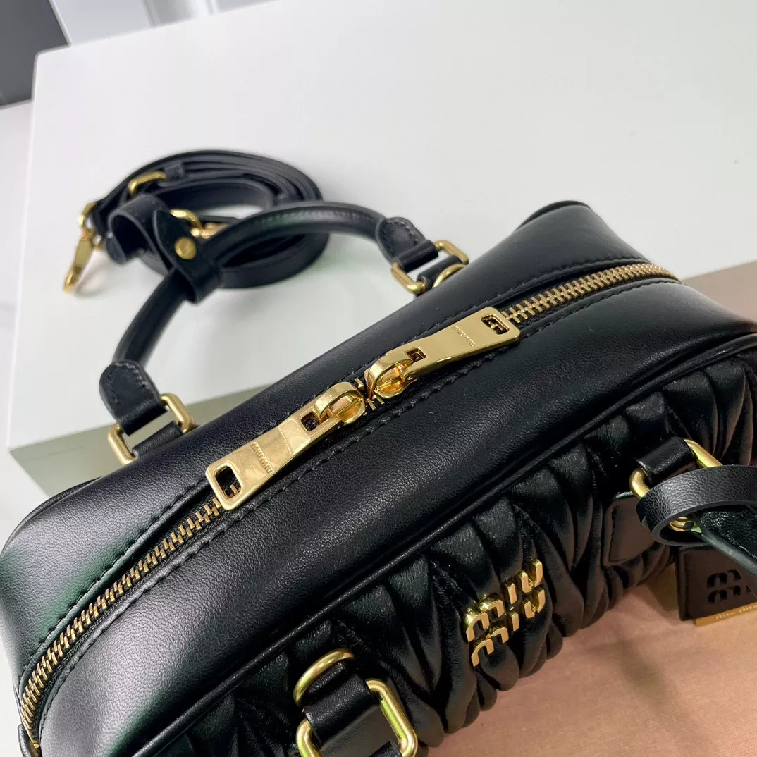 Sleek 2481 MIU MIU AAA Quality Handbags For Women