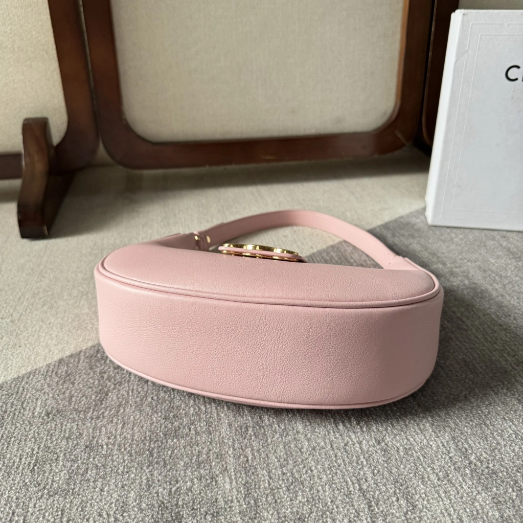 Sleek 2520 Celine AAA Quality Shoulder Bags For Women