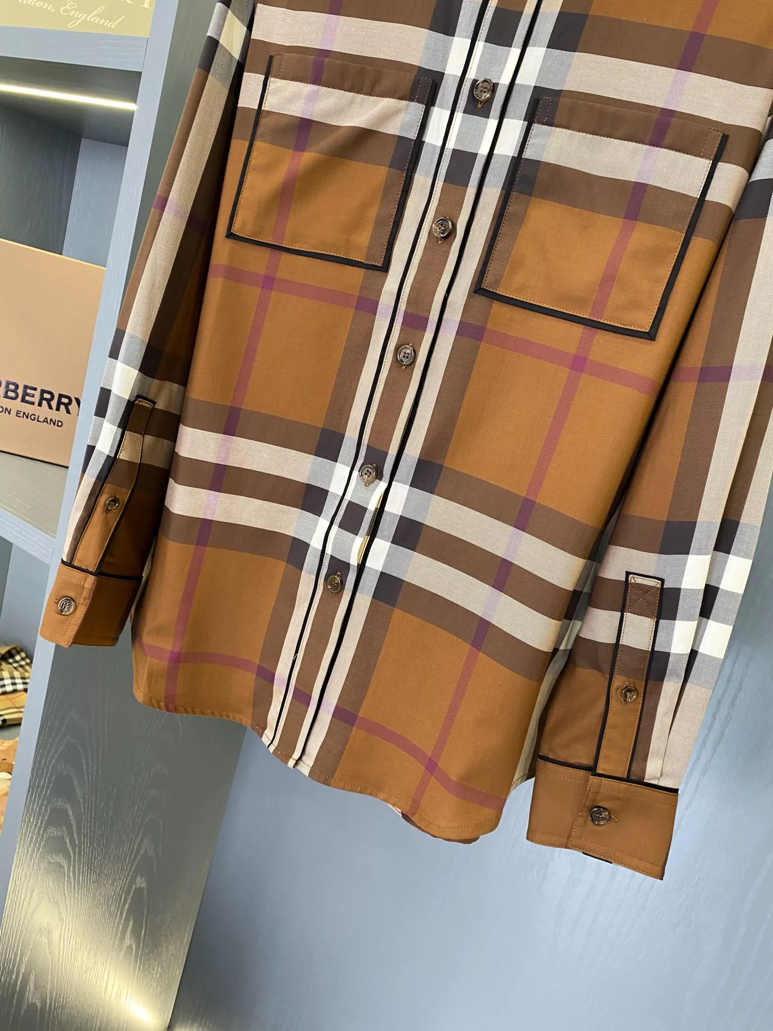 Sleek 2570 Burberry Shirts Long Sleeved For Women