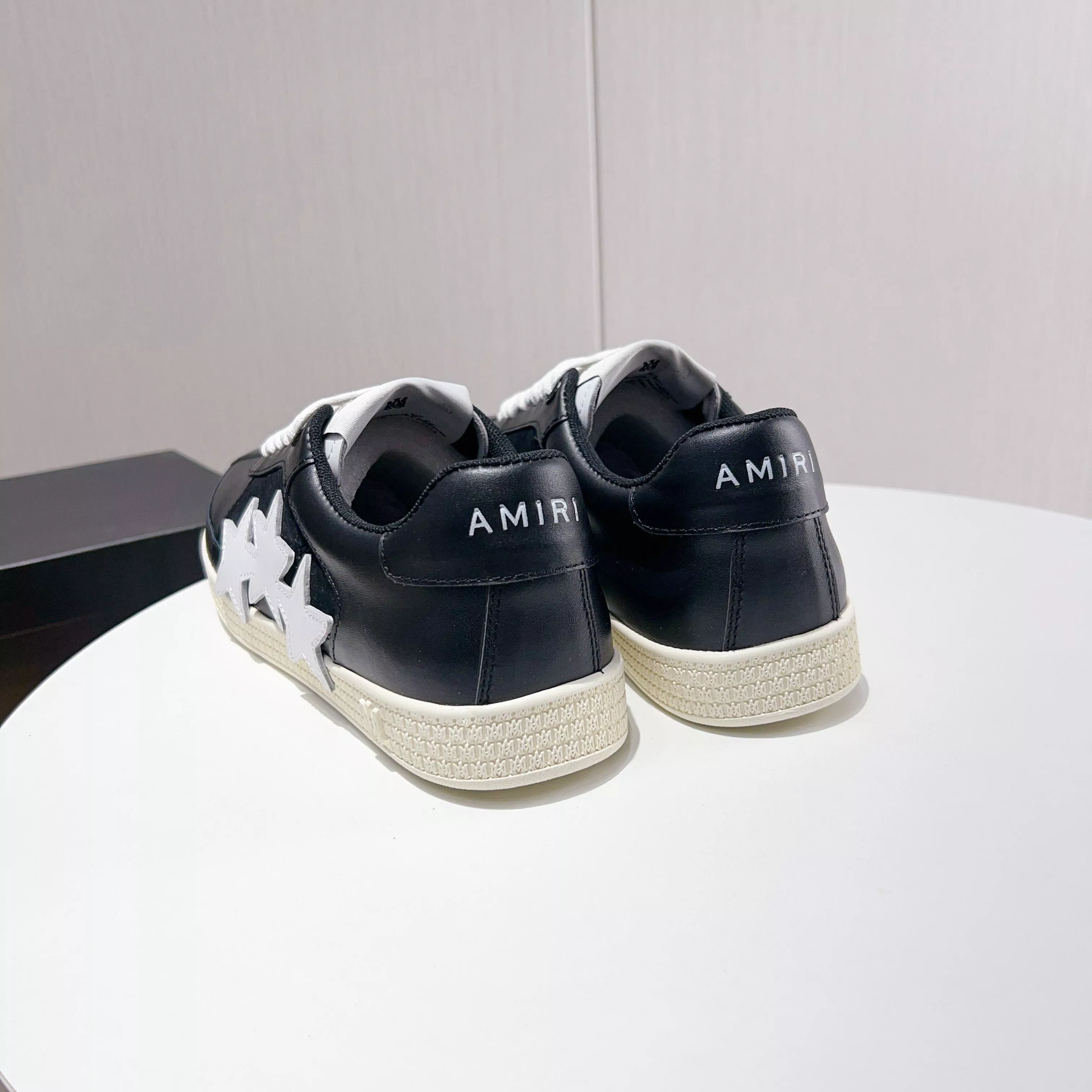 Sleek 2574 Amiri Casual Shoes For Men