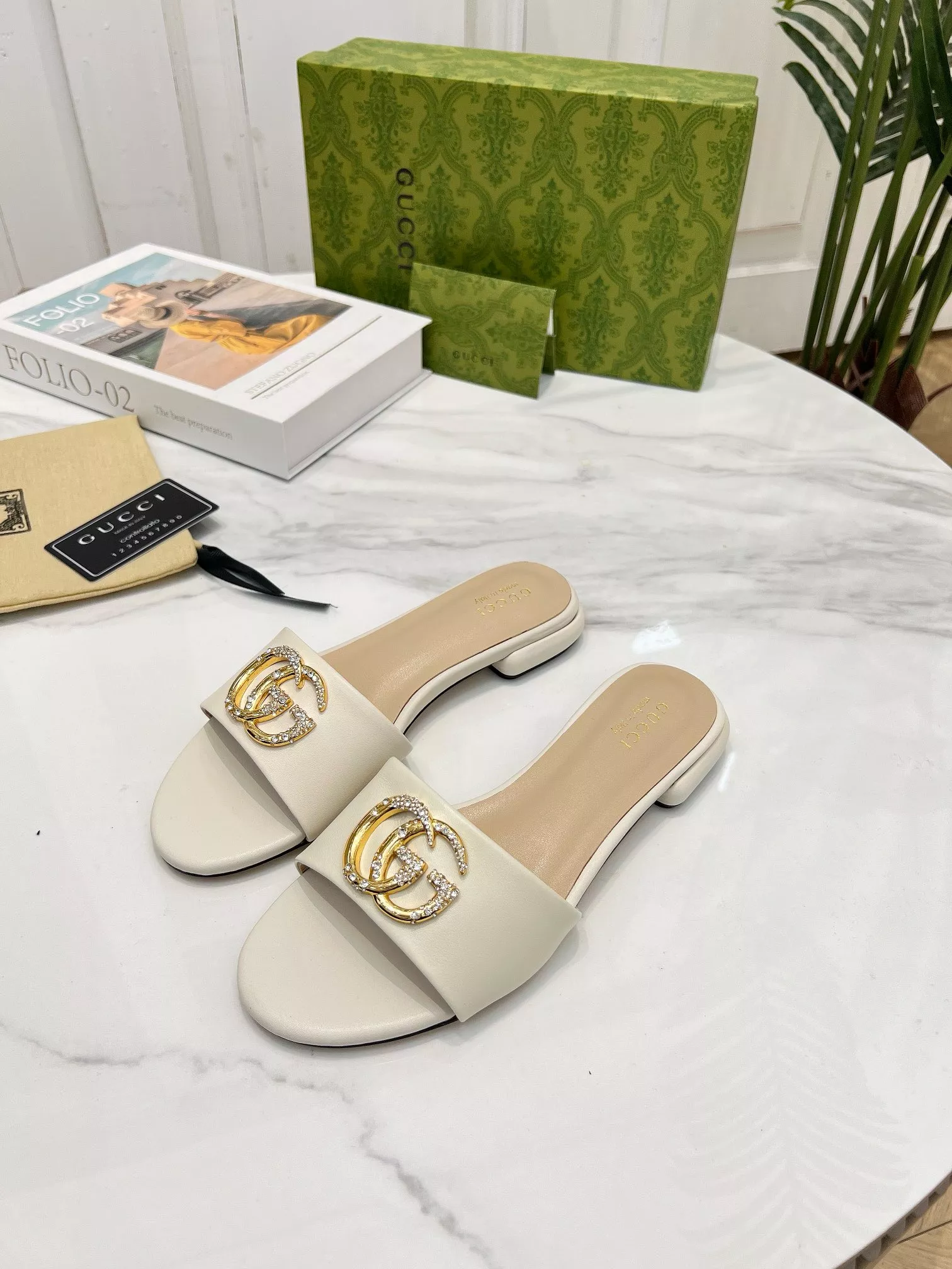 Sleek 2930 Gucci Slippers For Women
