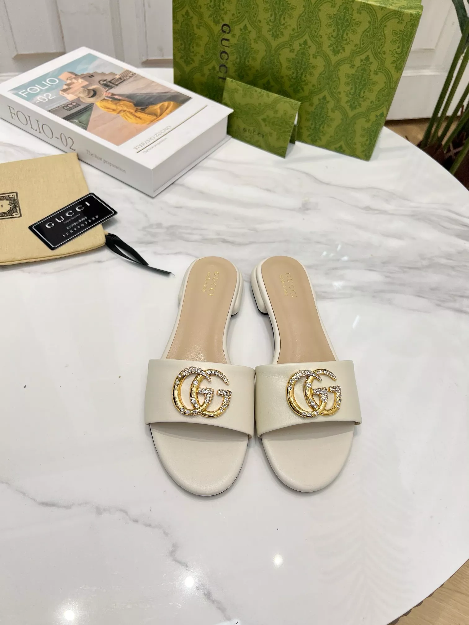 Sleek 2930 Gucci Slippers For Women