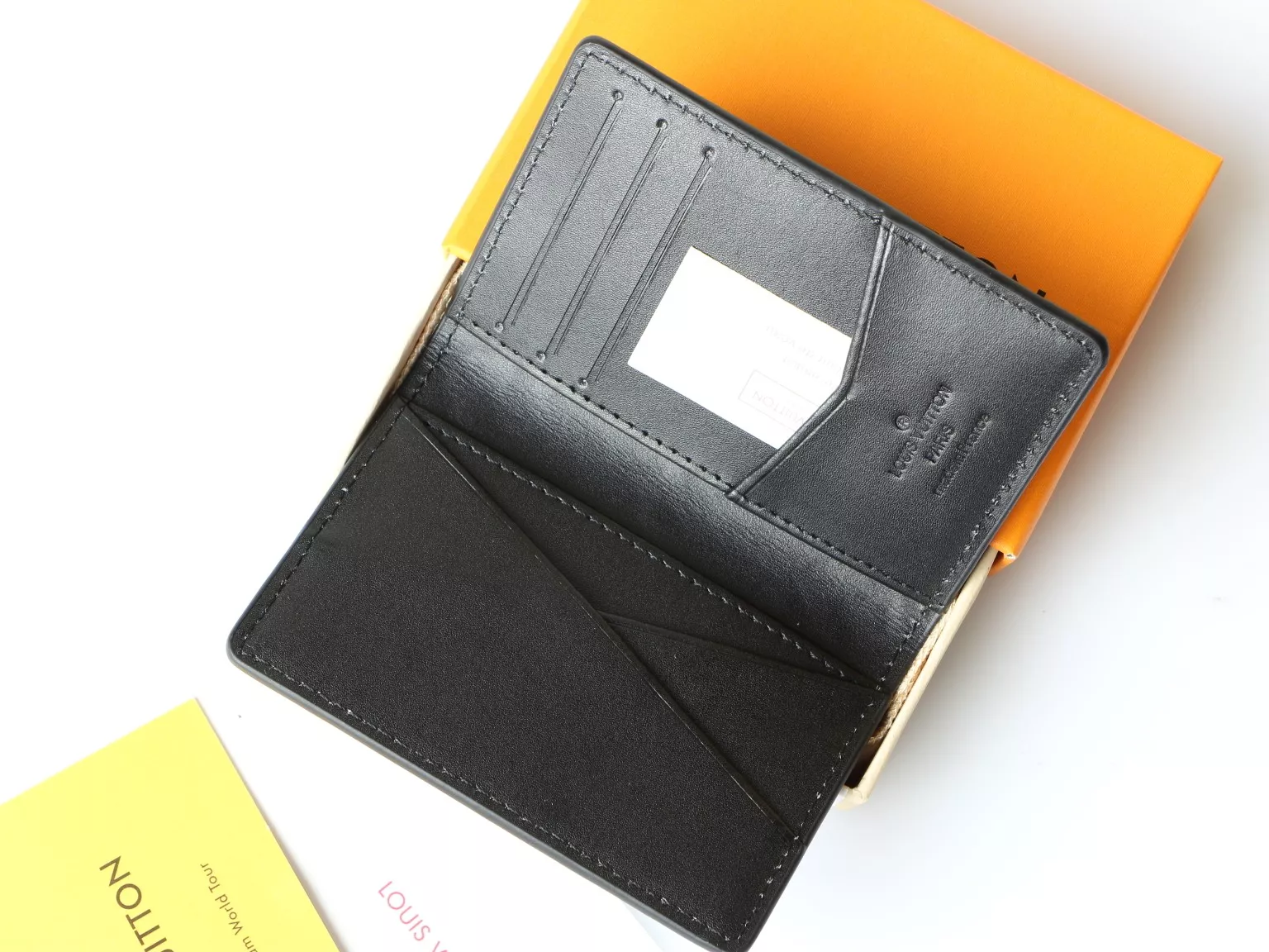 Sleek 2930 Louis Vuitton LV Card Case