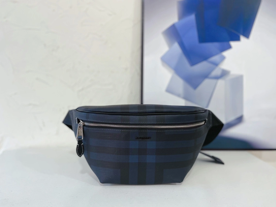 Sleek 303 Burberry AAA Quality Belt Bags For Men