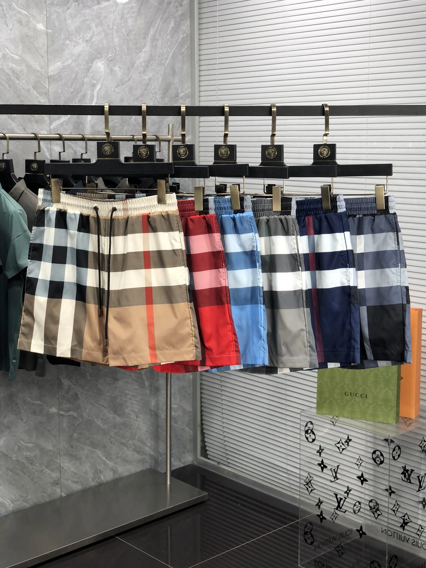 Sleek 3045 Burberry Pants For Men