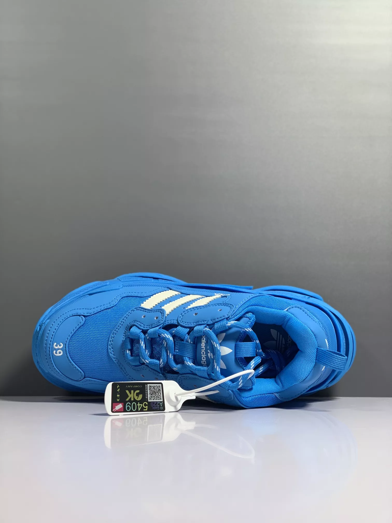 Sleek 3113 Balenciaga Casual Shoes For Men