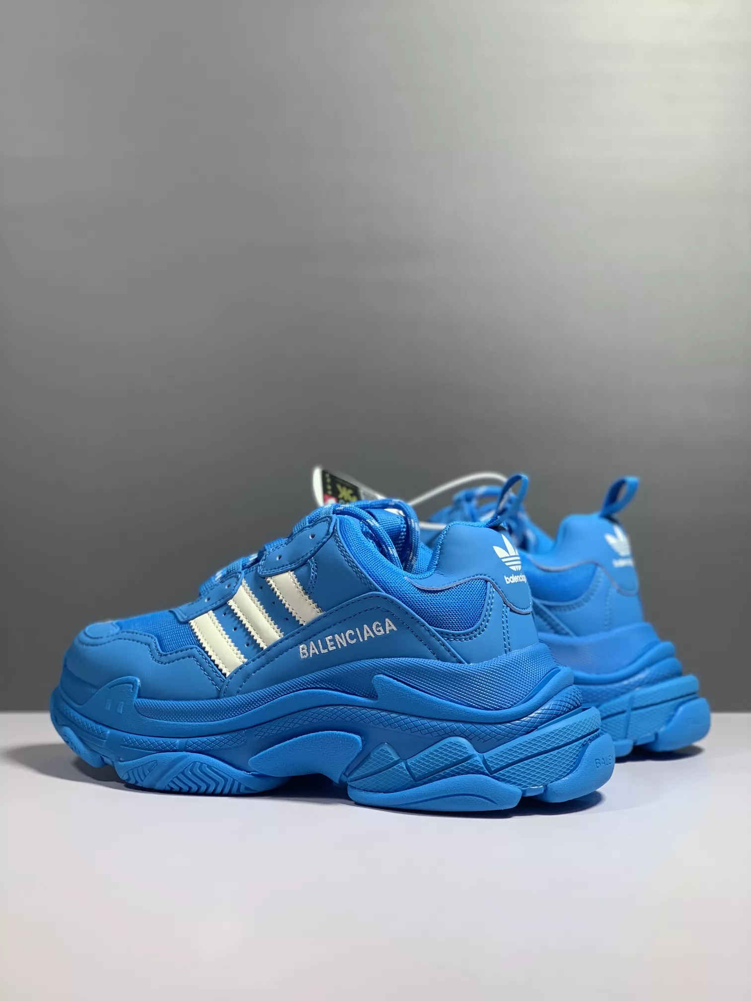 Sleek 3113 Balenciaga Casual Shoes For Men