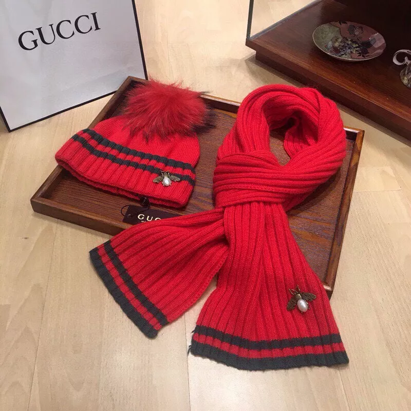 Sleek 3179 Gucci Hat and Scarf Set