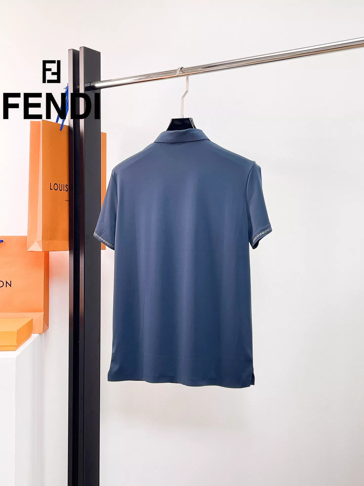 Sleek 3295 Fendi T-Shirts Short Sleeved For Men