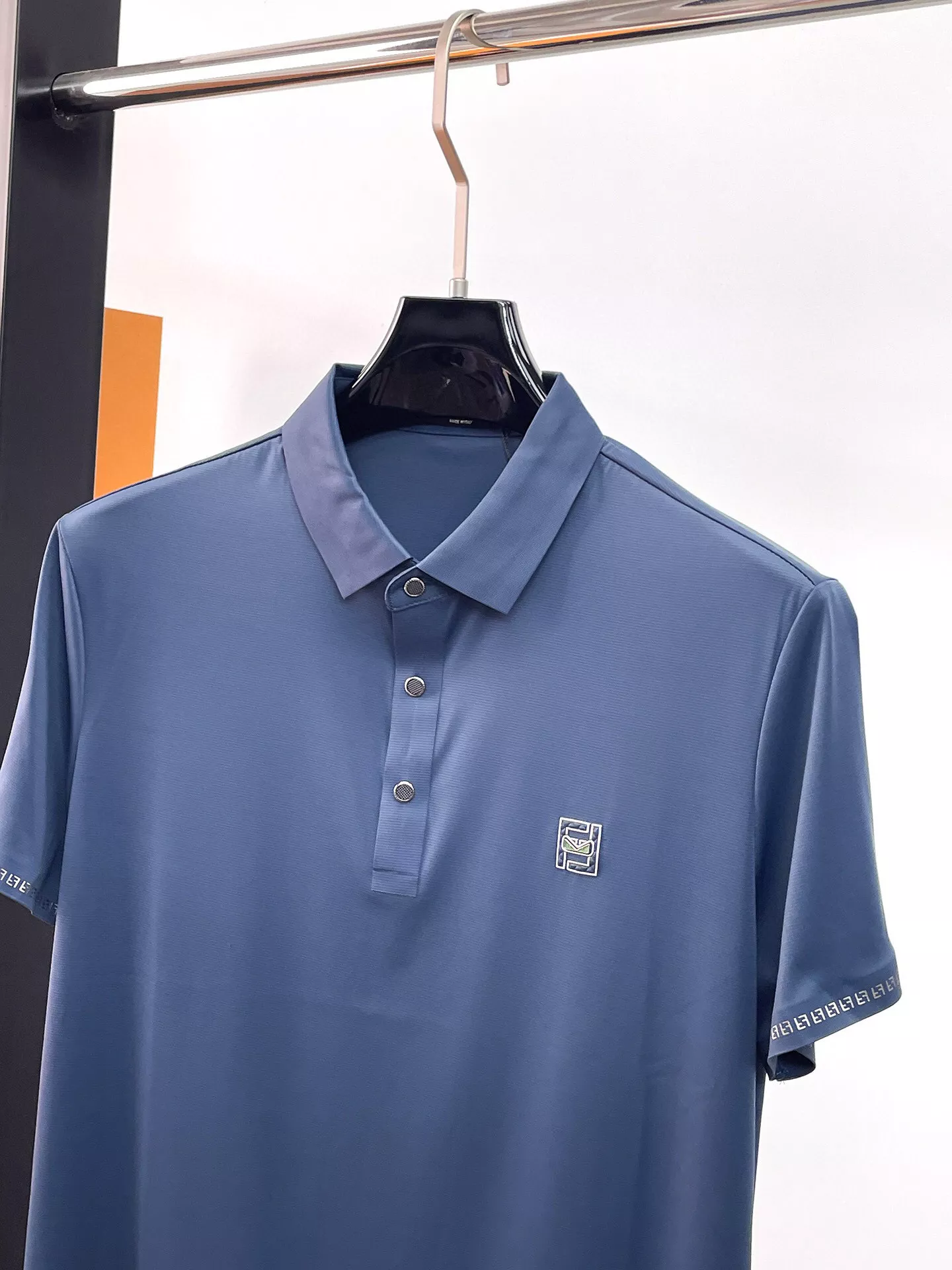 Sleek 3295 Fendi T-Shirts Short Sleeved For Men