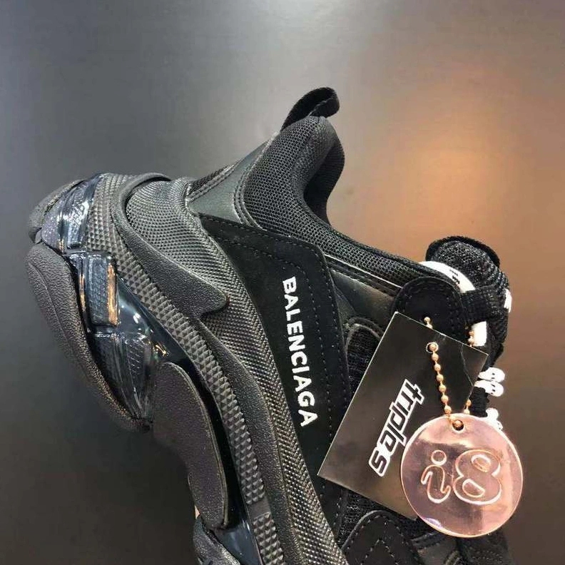 Sleek 3304 Balenciaga Casual Shoes For Women