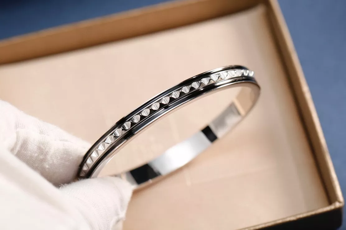 Sleek 3328 Bvlgari Bracelets