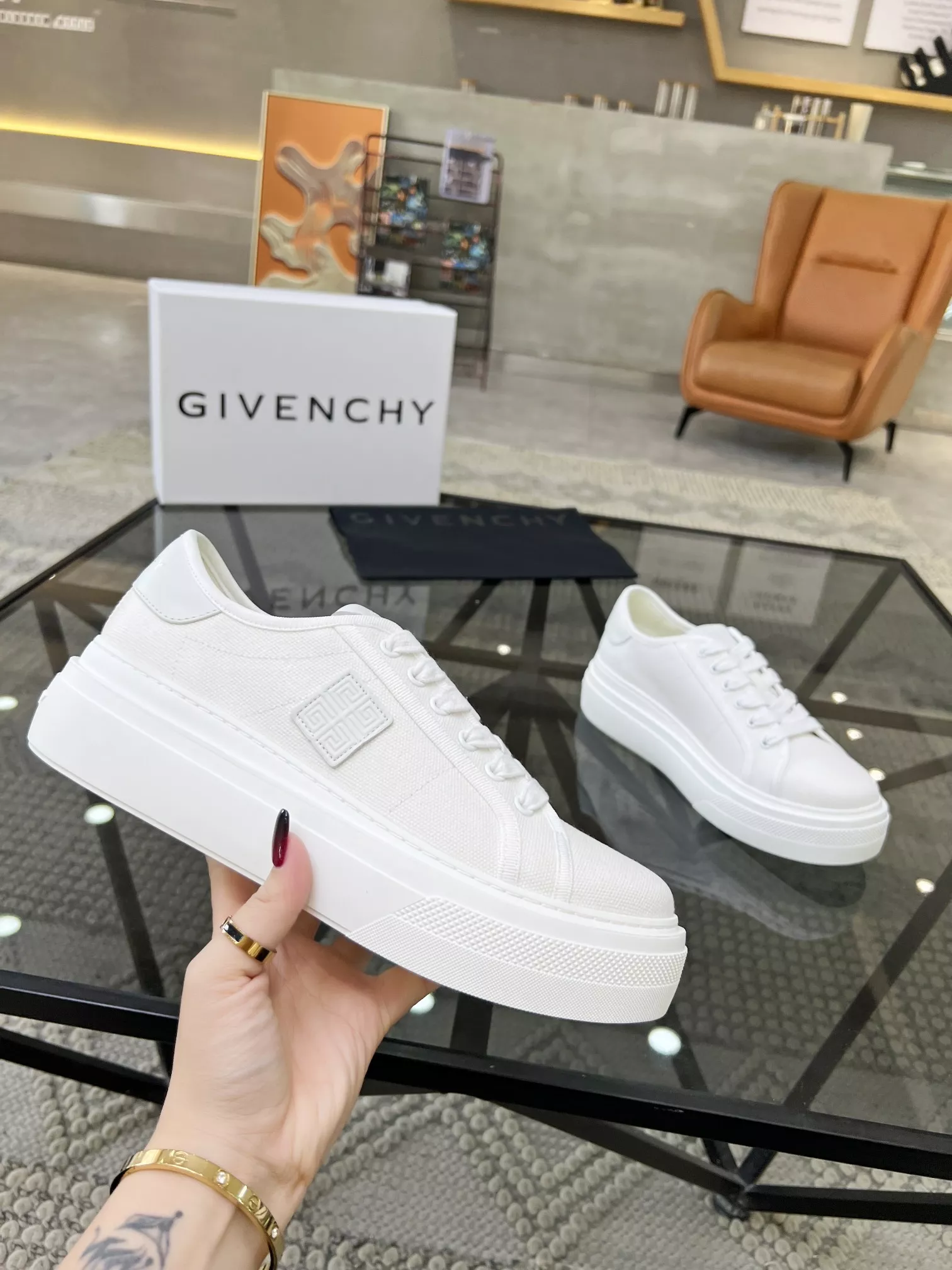 Sleek 350 Givenchy Casual Shoes For Men