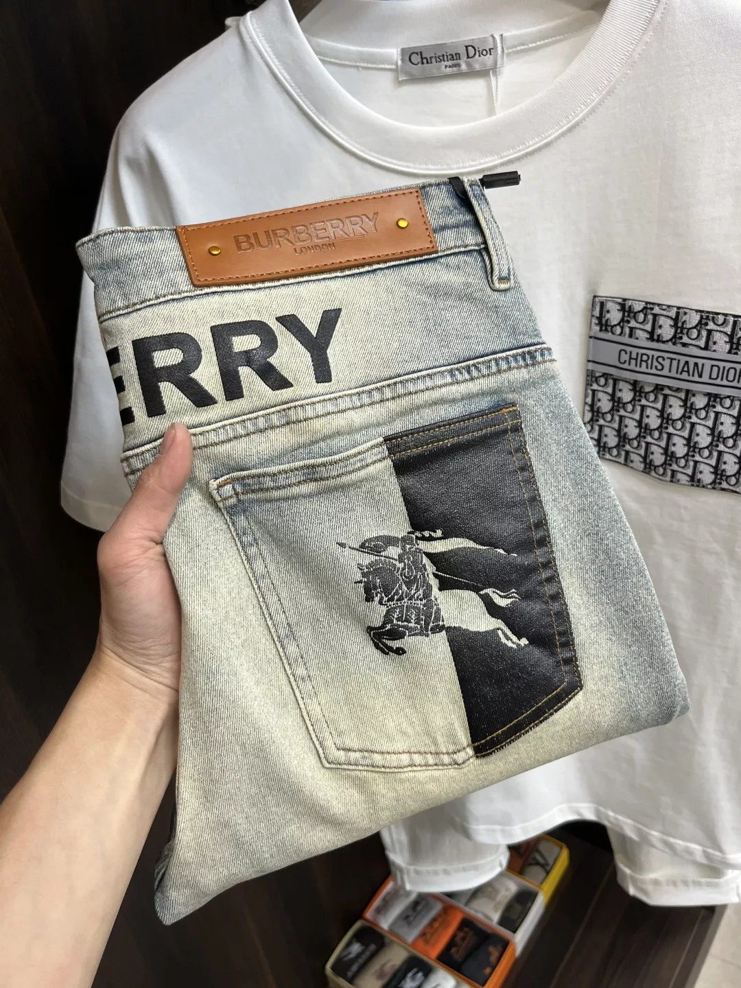 Sleek 3657 Burberry Jeans For Men