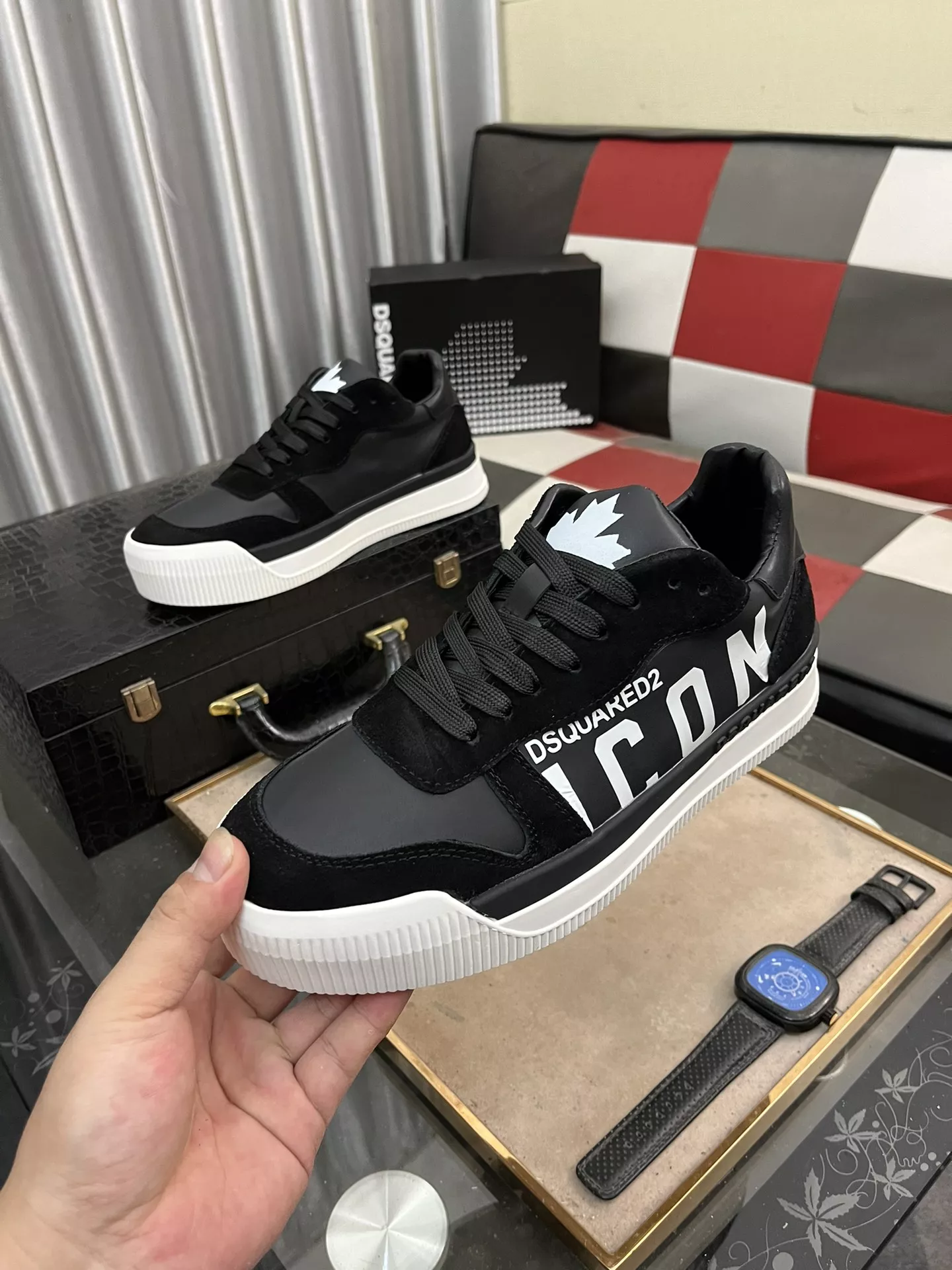 Sleek 384 Dsquared Casual Shoes For Men