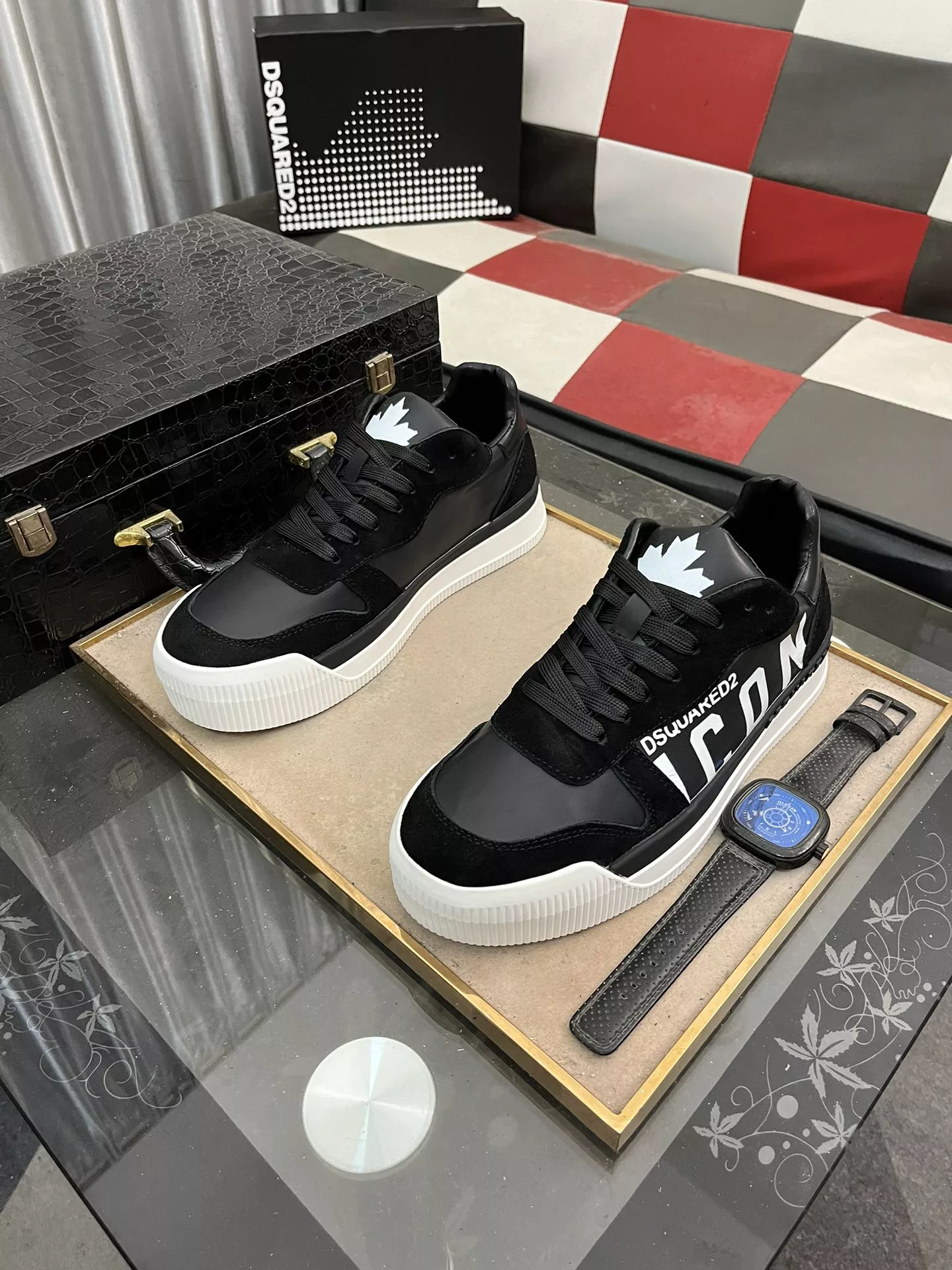 Sleek 384 Dsquared Casual Shoes For Men