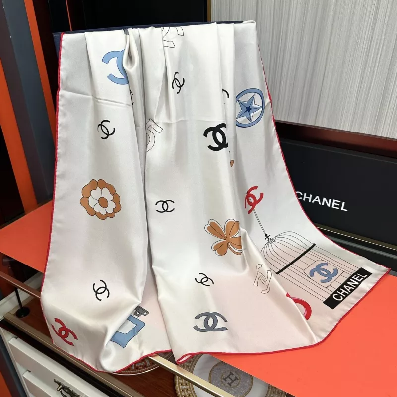 Sleek 3969 Chanel Silk Squares