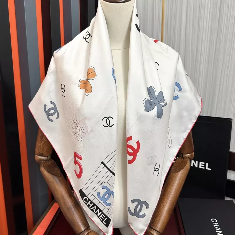 Sleek 3969 Chanel Silk Squares