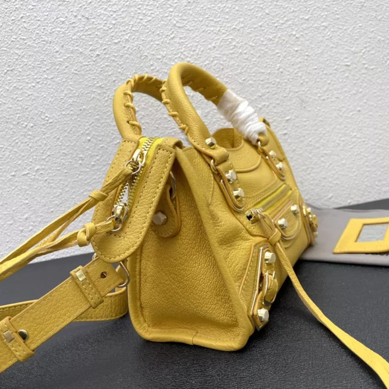 Sleek 4039 Balenciaga AAA Quality Handbags For Women