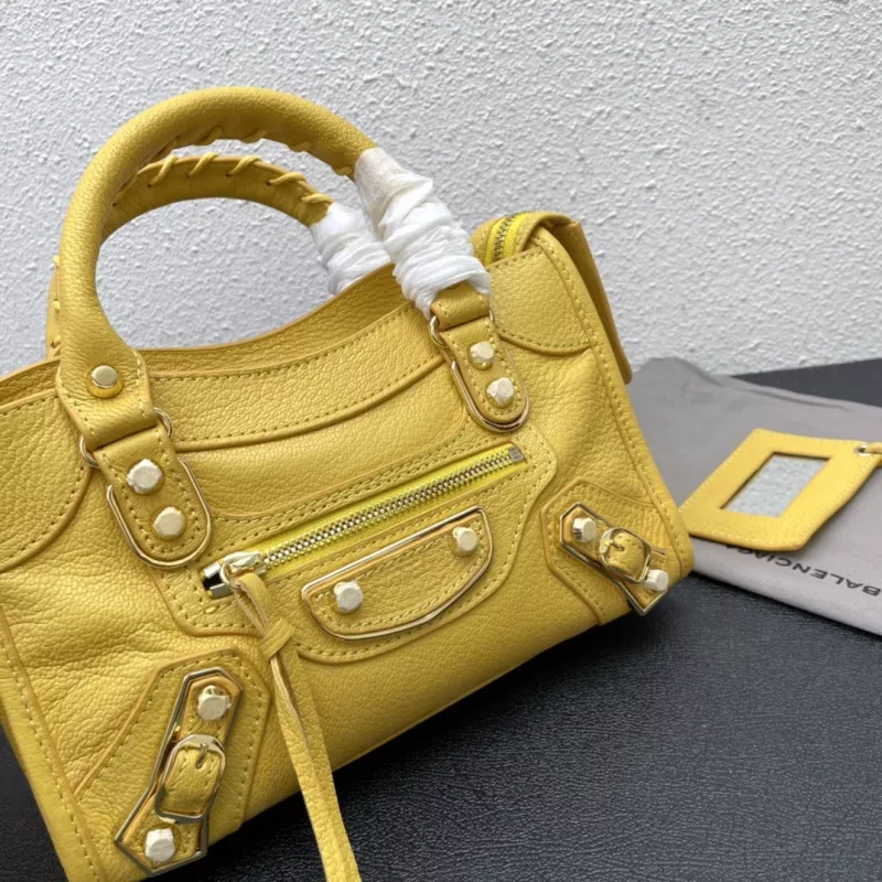Sleek 4039 Balenciaga AAA Quality Handbags For Women