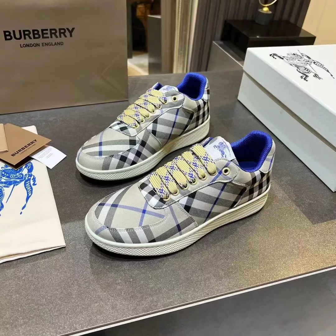 Sleek 4259 Burberry Casual Shoes For Men