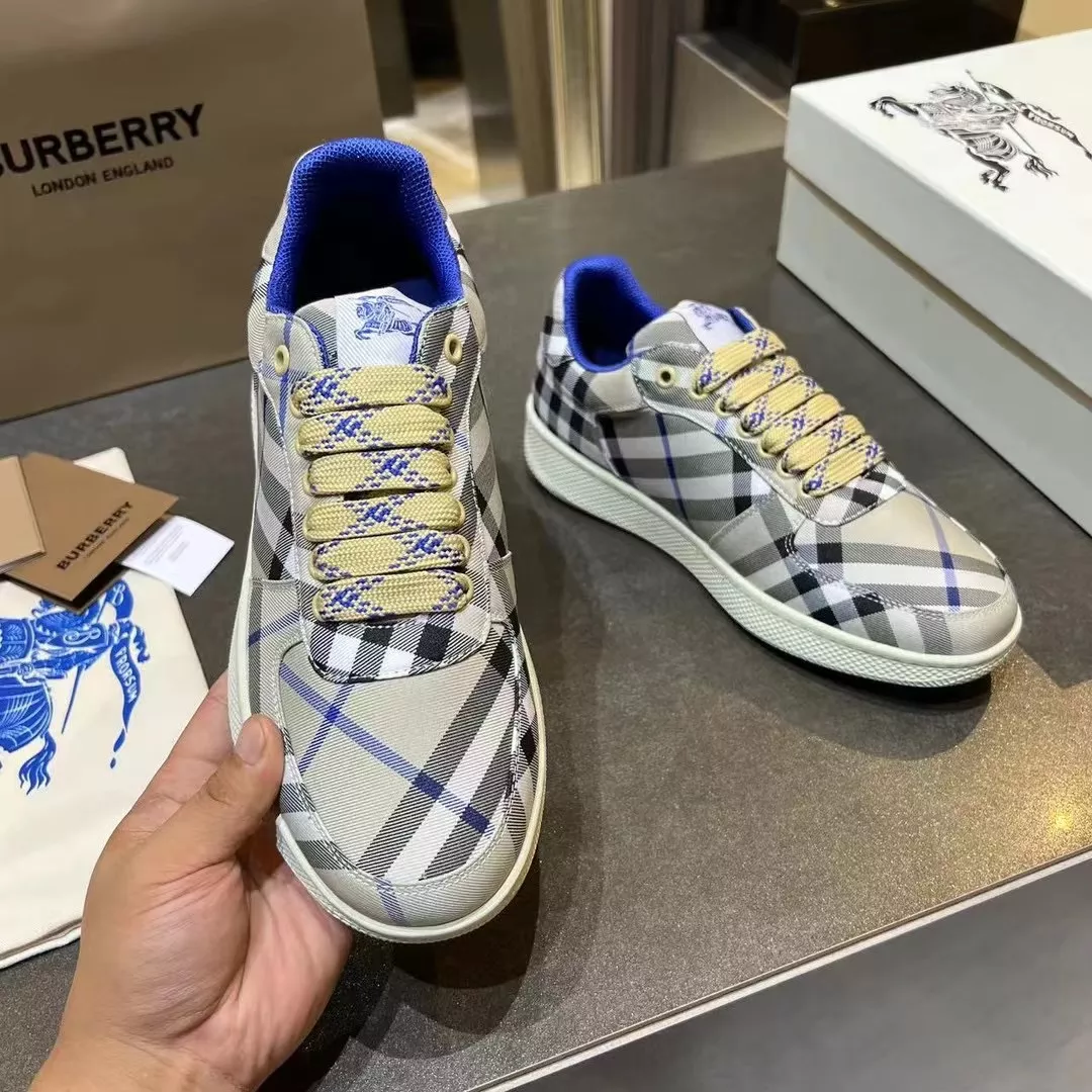 Sleek 4259 Burberry Casual Shoes For Men