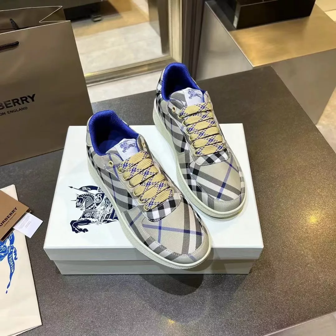 Sleek 4259 Burberry Casual Shoes For Men