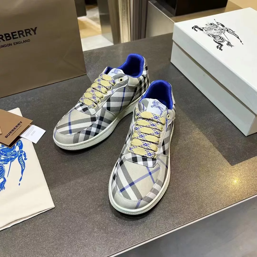 Sleek 4259 Burberry Casual Shoes For Men