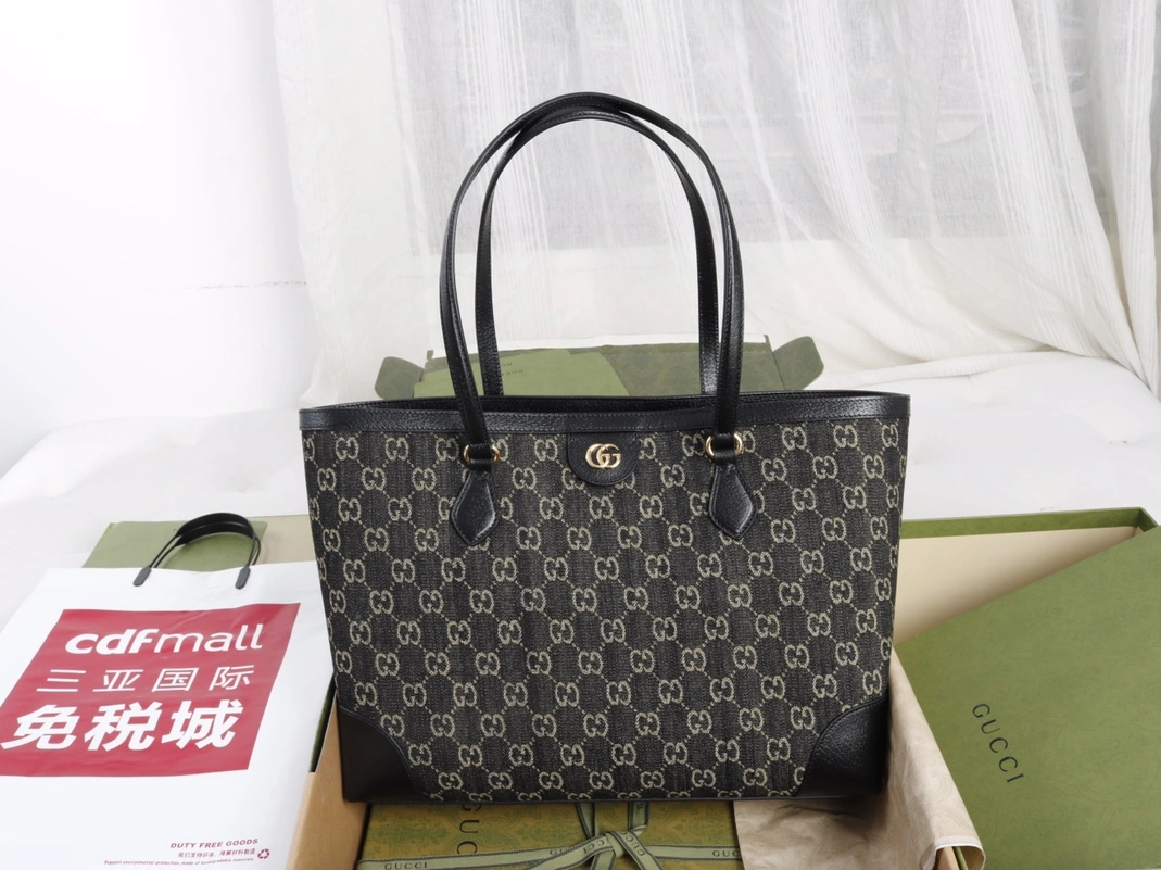 Sleek 4273 Gucci AAA Quality Shoulder Bags For Women