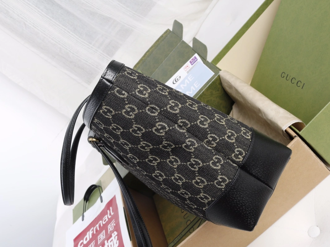 Sleek 4273 Gucci AAA Quality Shoulder Bags For Women