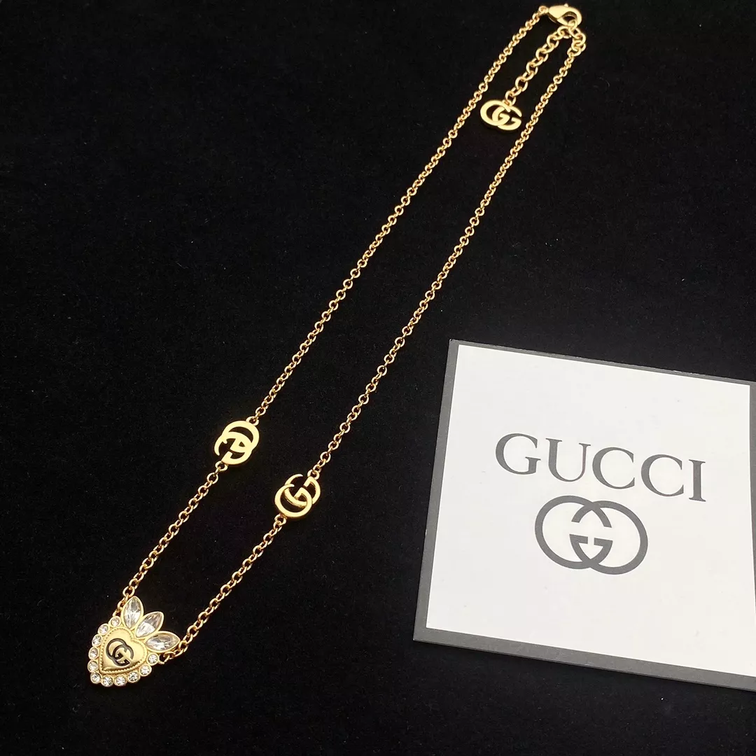Sleek 4457 Gucci Jewelry Set