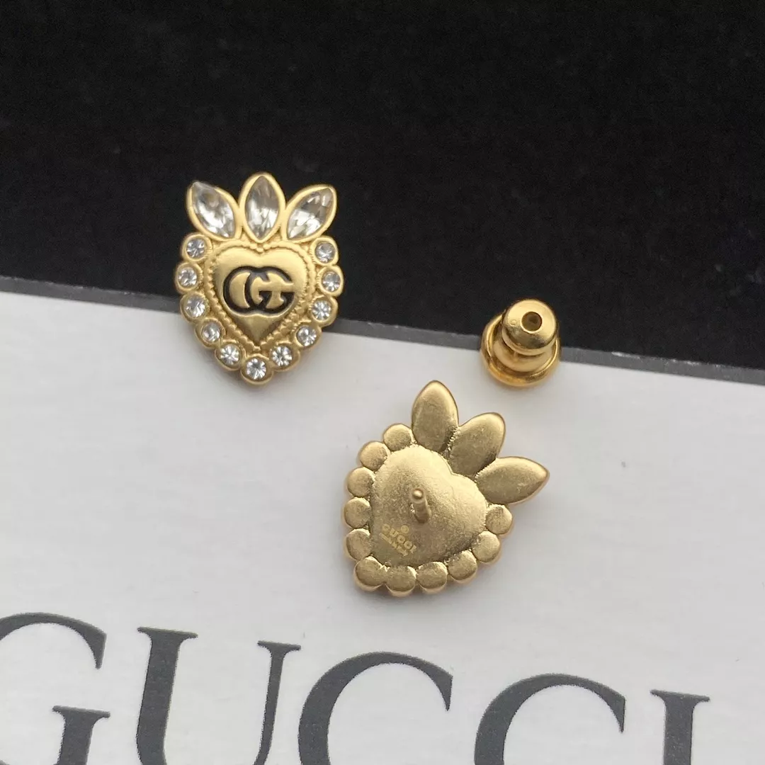 Sleek 4457 Gucci Jewelry Set