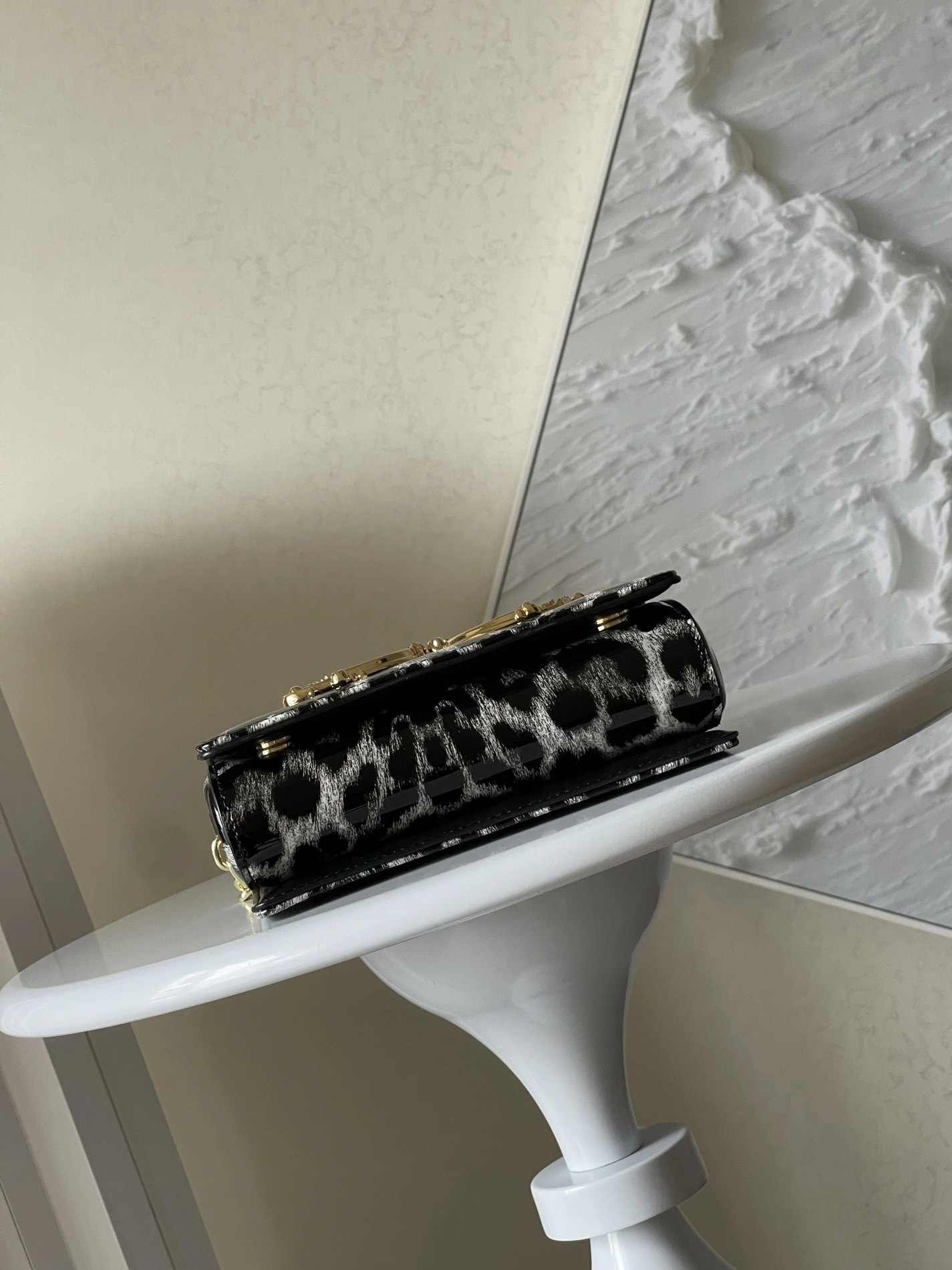Sleek 4564 Dolce & Gabbana D&G AAA Quality Messenger Bags For Women