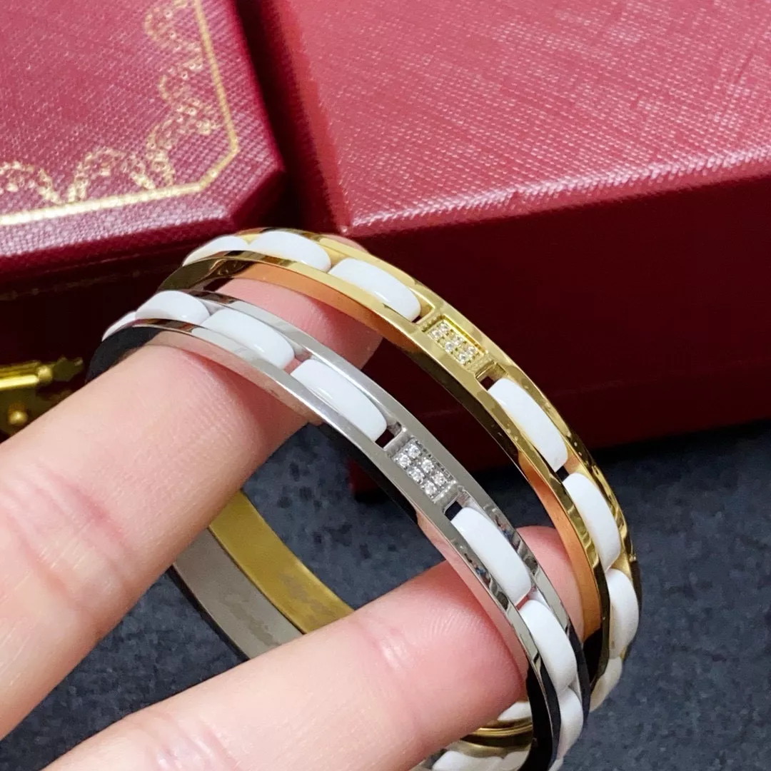 Sleek 4680 Cartier bracelets