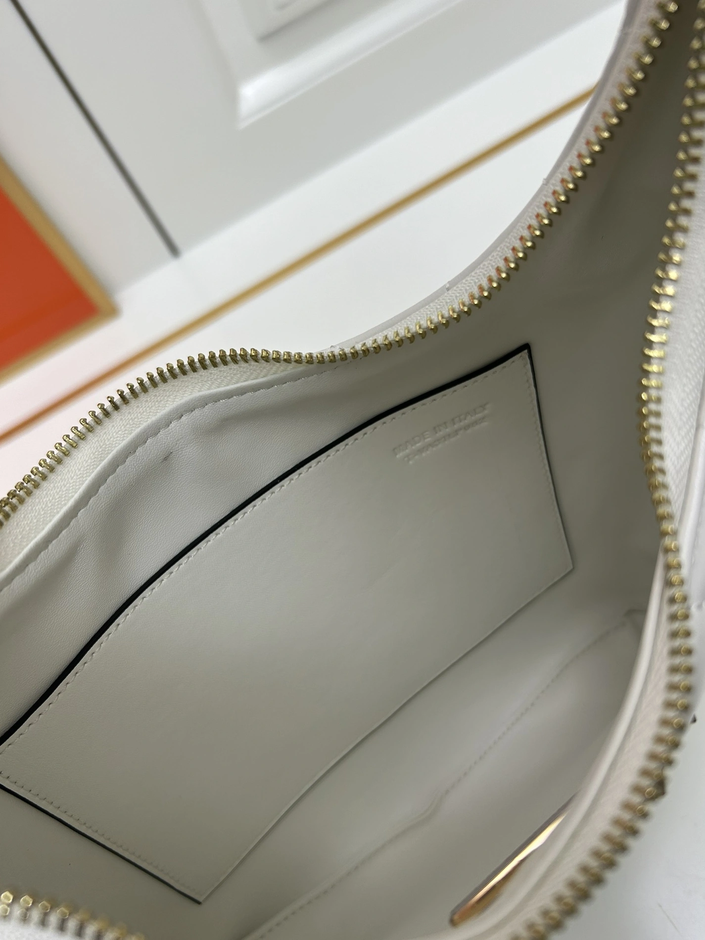 Sleek 4773 Valentino AAA Quality Shoulder Bags For Women
