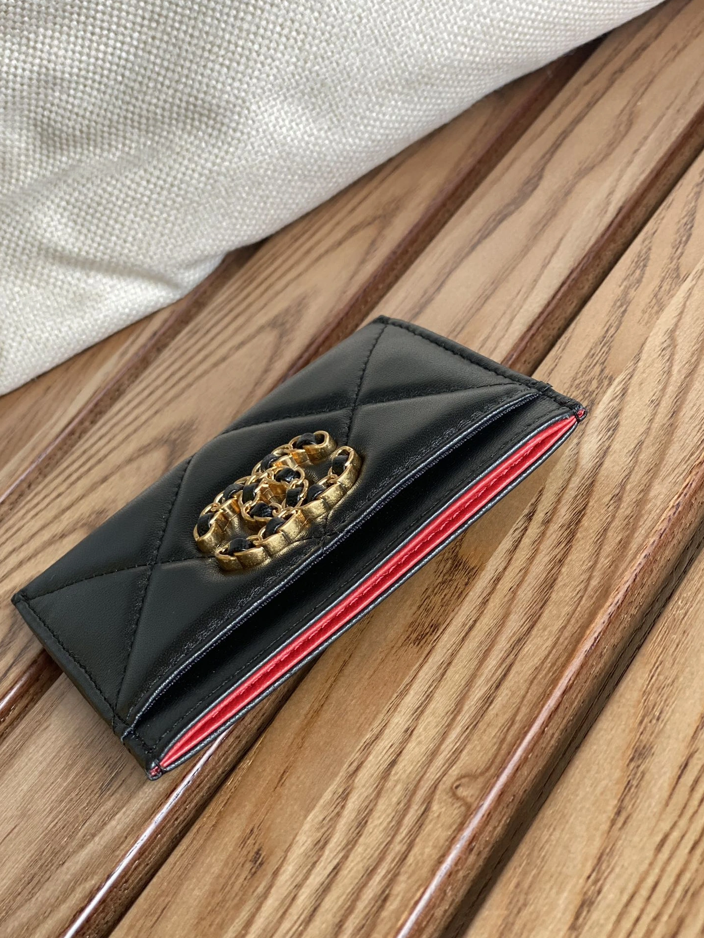 Sleek 478 Chanel Card Case