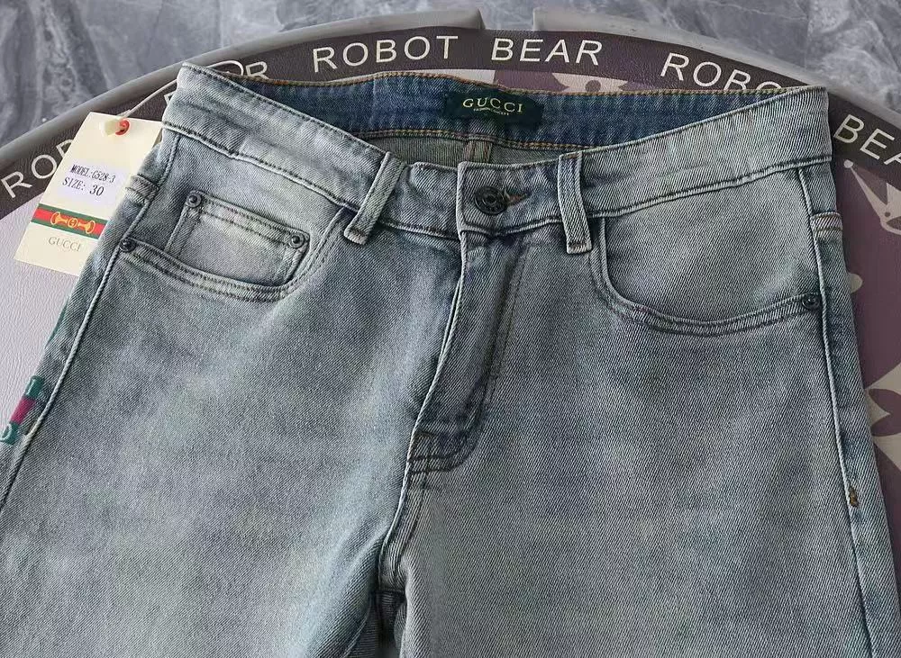 Sleek 492 Gucci Jeans For Men