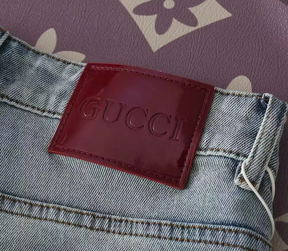 Sleek 492 Gucci Jeans For Men