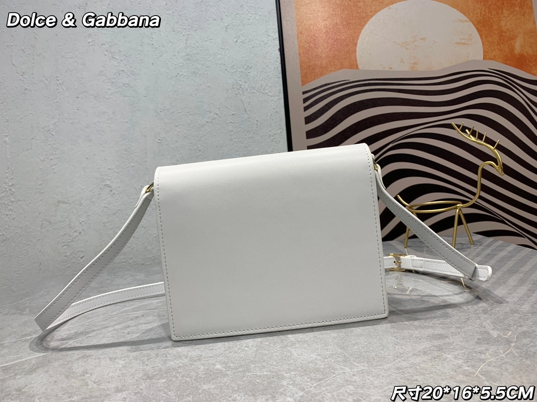 Sleek 5052 Dolce & Gabbana D&G AAA Quality Messenger Bags For Women