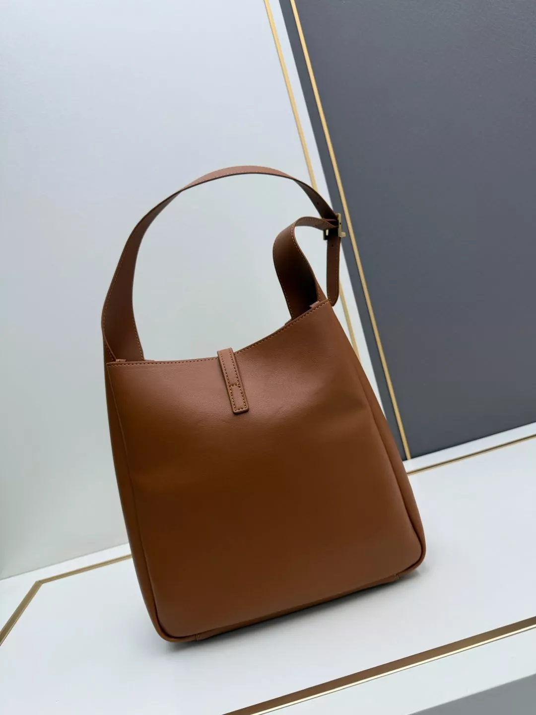 Sleek 5054 Yves Saint Laurent YSL AAA Quality Shoulder Bags For Women