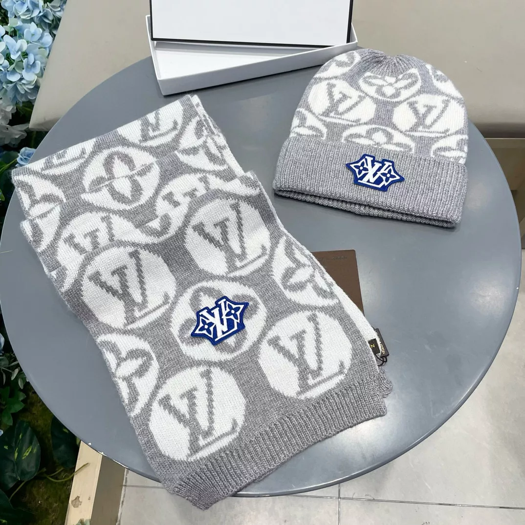 Sleek 5356 Louis Vuitton LV Hat and Scarf Set